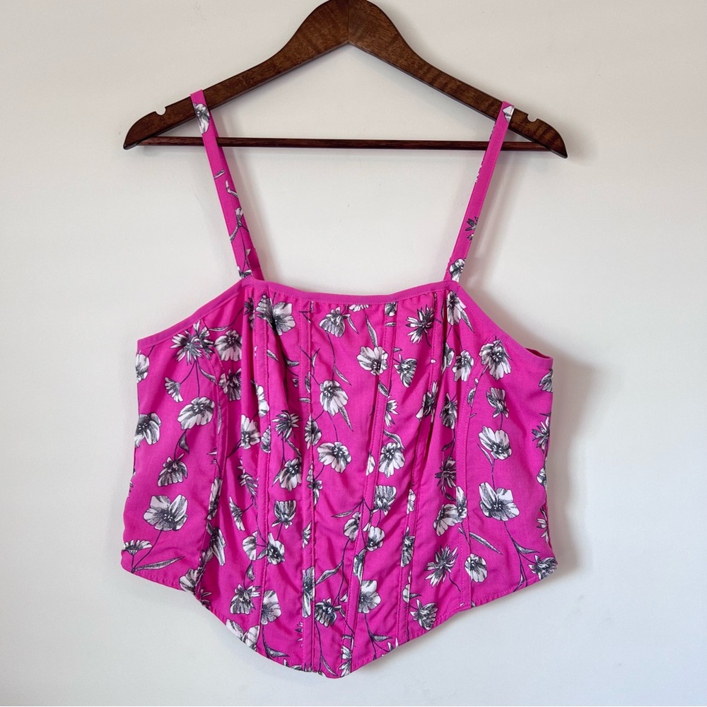 Torrid NWT Size 0 Pink Floral Corset Crop Top Washable Smocked Back 0041